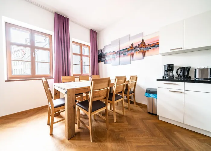 شقة Familienapartment An Der Frauenkirche دريسدن